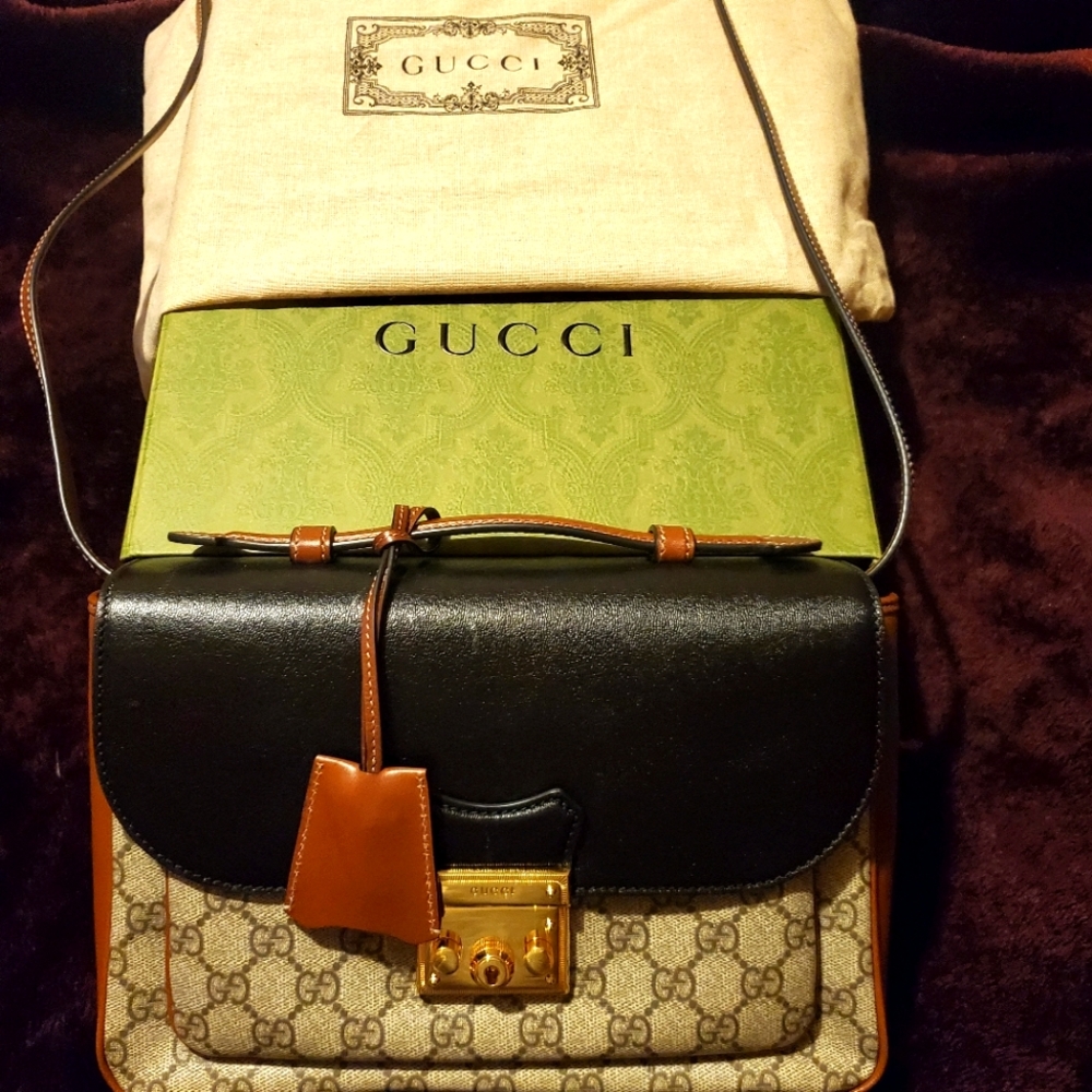 Gucci padlock